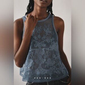 ✨Anthropologie Mesh Appliqué Top XXS✨